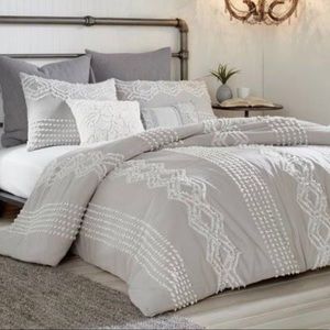 Lyerly geo cut comforter set